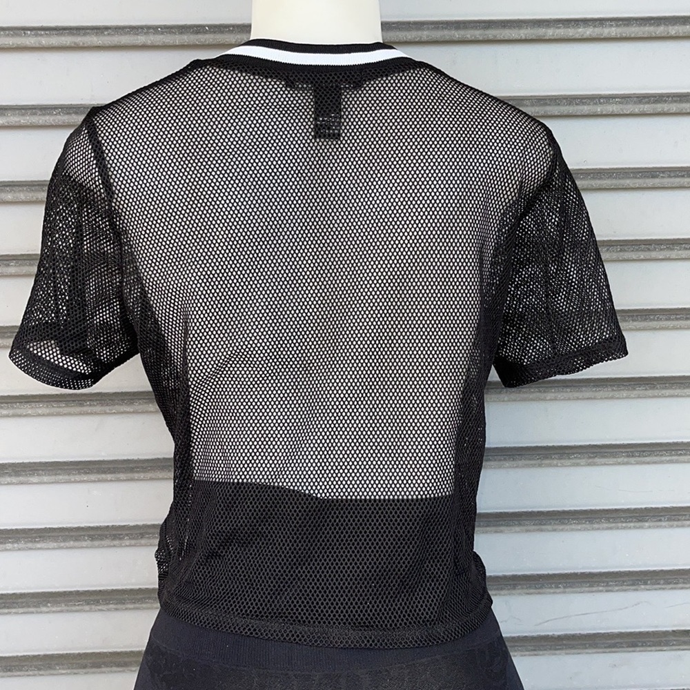 Forever 21 Top Size M - Picture 5 of 6